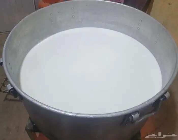 اجبان واللبان سمن زبده 7
