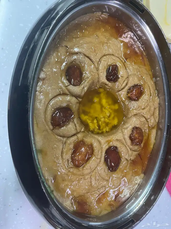 مرقوق وعريكة وخبز تنور وعسل بلدي وسمن ورظيفة ومصبع ومحلى وم 1