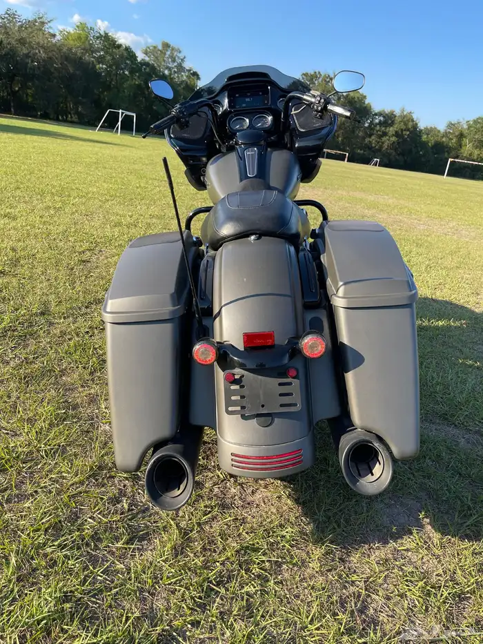 2019 Harley Davidson Road Glide Special 3