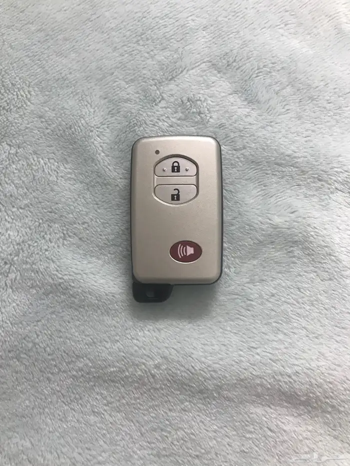 مفتاح لاندكروزر 0