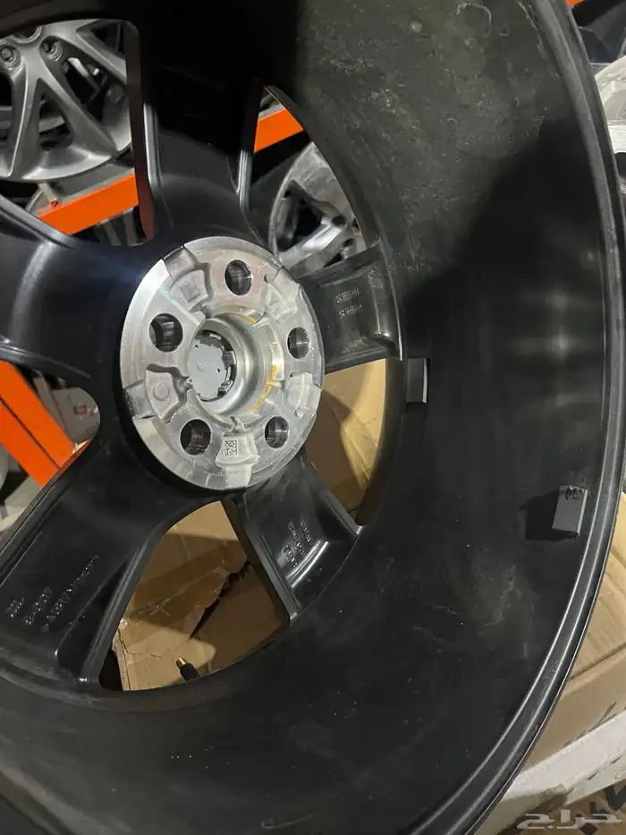 جنوط رنج ديفندر اصلي اكس النجمه مقاس 20موديل 2025 1