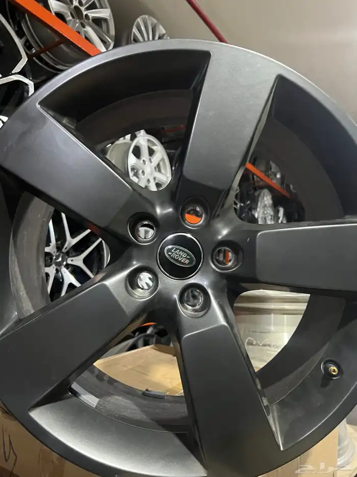 جنوط رنج ديفندر اصلي اكس النجمه مقاس 20موديل 2025 0