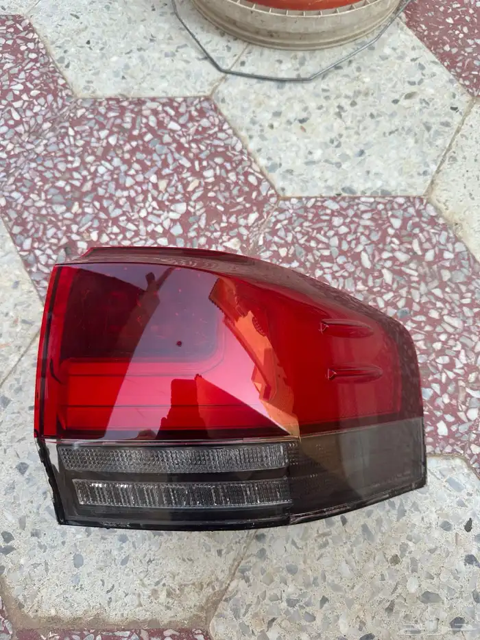 صطب خلفي لاندكروزر تسللي اصلي وكاله 0