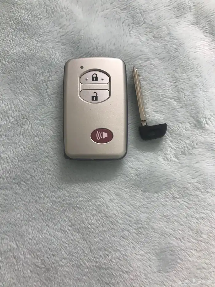 مفتاح لاندكروزر 2
