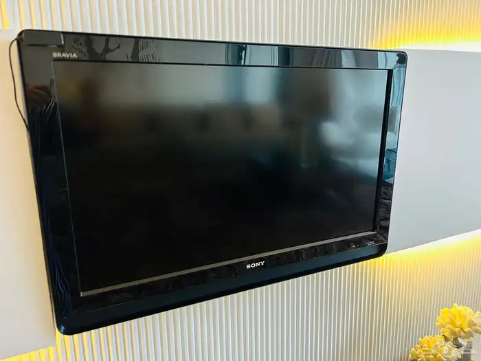 تلفزيونات SONY عادي عدد 2 نظيفة جدا  جدا 4