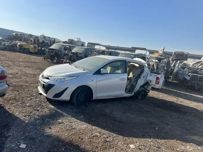 تويو تا يارس 2020مصدوه قطع غيار 3