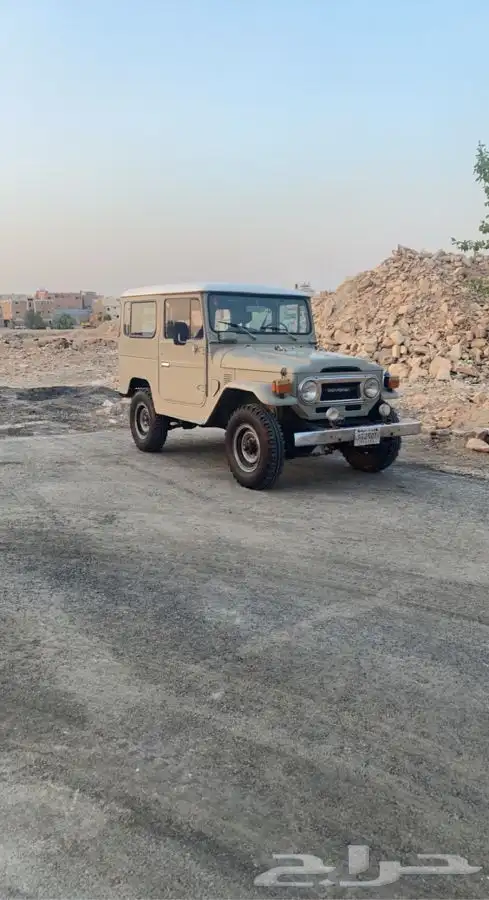 ربع 1977 للبيع 13