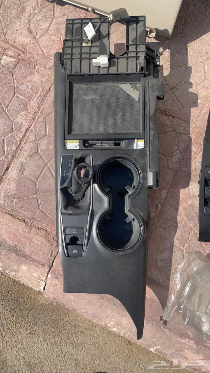 قطع كامري 2024 3