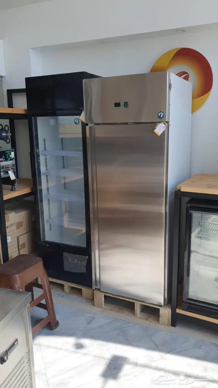 ثلاجات متنوعة صانعات ثلج باحجام مختلفة 31