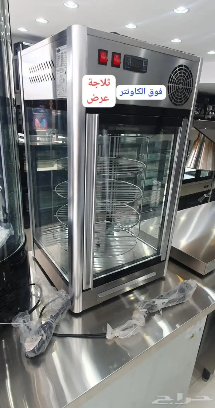 ثلاجات متنوعة صانعات ثلج باحجام مختلفة 35
