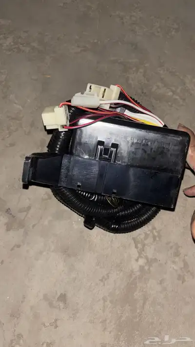 قطع هايلكس جميع المديلات من 77 الى 2005 73