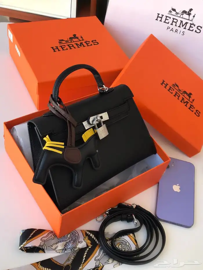 شنط هرمز بسعر مخفض 24