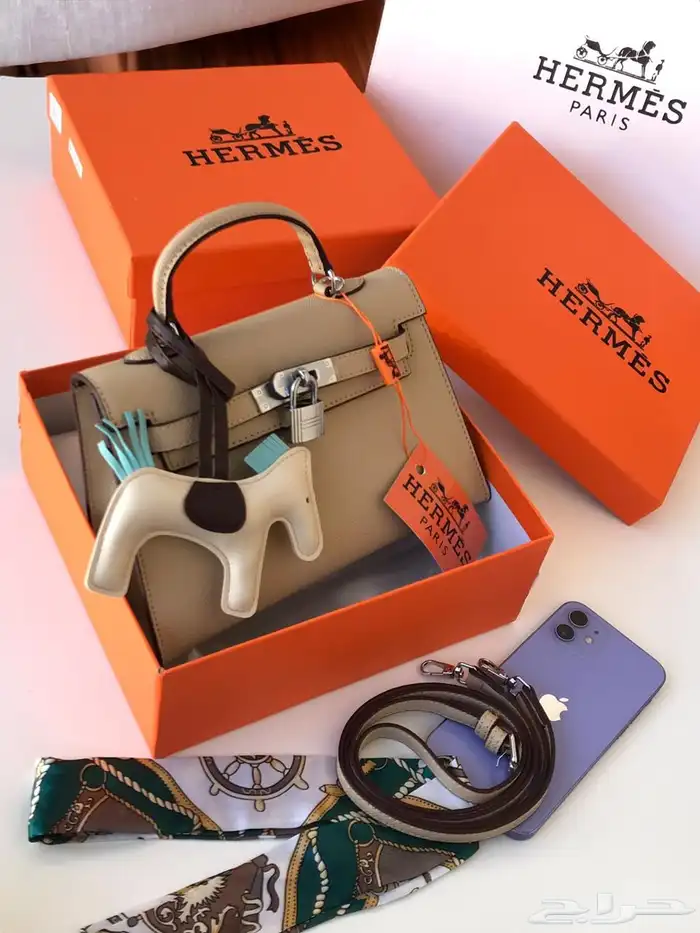 شنط هرمز بسعر مخفض 21