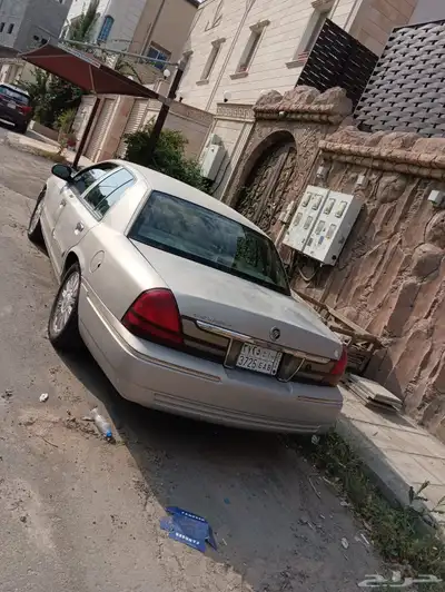 فورد 2010 1
