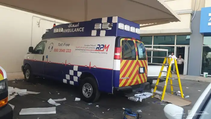 طباعة مع تركيب استيكر السيارات 23