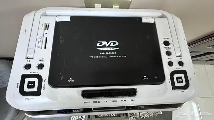 مشغل اقراص دي في دي مع مسجل مع الشاشة 18