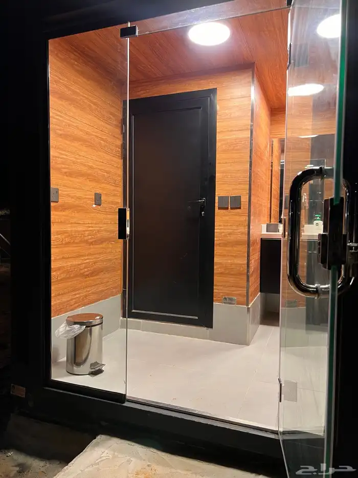 درايف ثرو فود ترك مقطورات كونتينرات كرفانات بيوت متنقلة بوث 13