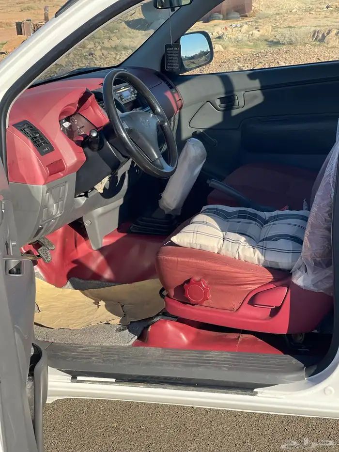 هايلوكس 15 ( تم البيع ) 4