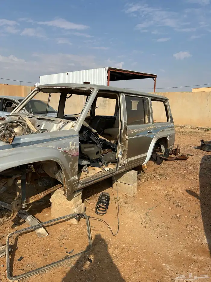 قطع غيار باترول نيسان تشليح مستعمل 18