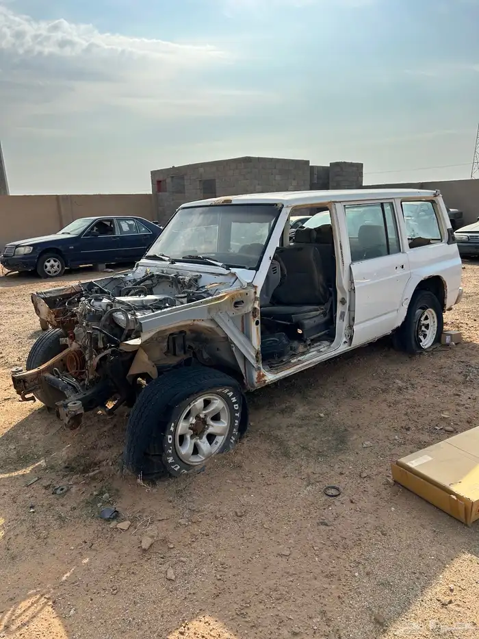 قطع غيار باترول نيسان تشليح مستعمل 7