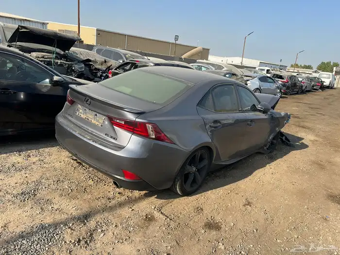 لكزس is350 تشليح قطع غيار لكزس 1