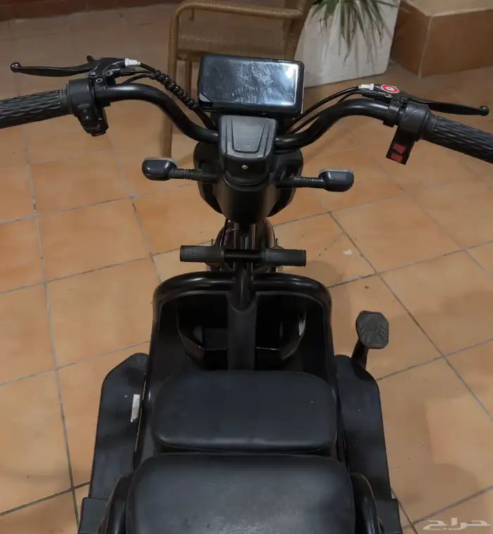 سكوتر كهربائي ثنائي مخزن 5