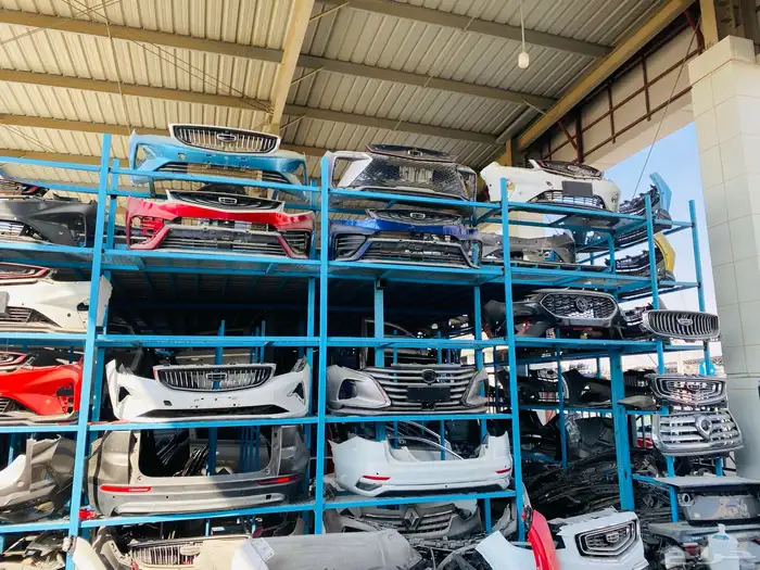 صدامات أمامية وخلفية سيارات صيني كل الموديلات ولدينا شمعات 3