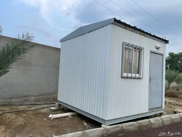 للبيع بركس ( جاهز متنقل) مع حمام 1