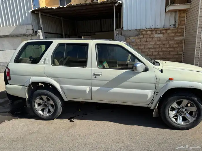 جيب باثفندر 2005 قير عادي الممشى 450 يوجد فيه ملاحضات تذكر 4