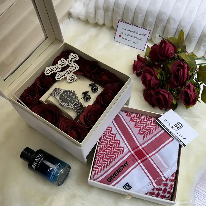 بوكس رجالي طقم شماغ جيفنشي 6