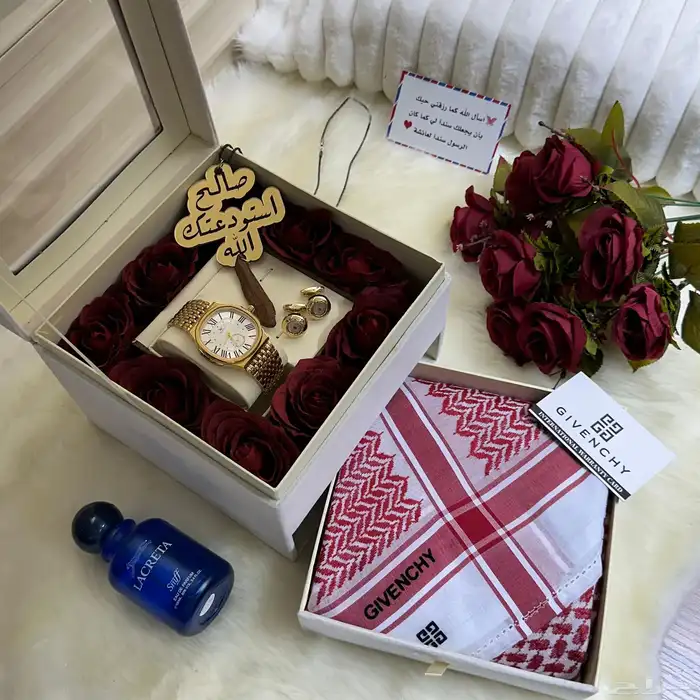 بوكس رجالي طقم شماغ جيفنشي 4