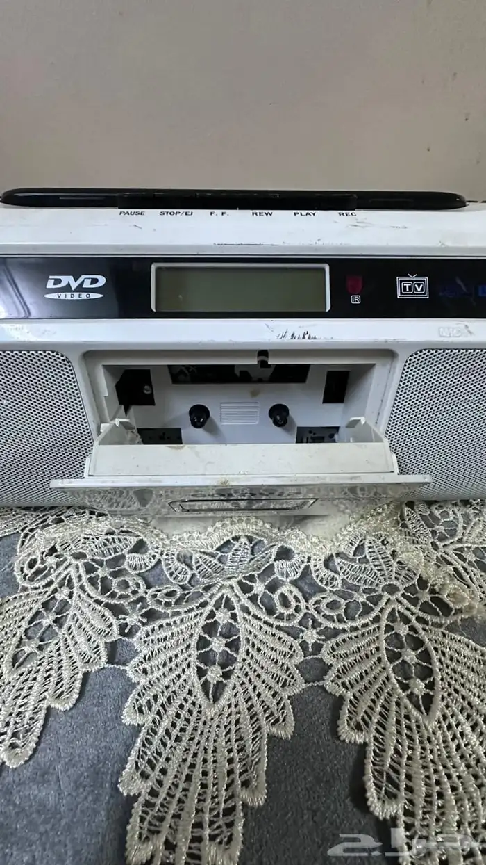 مشغل اقراص دي في دي مع مسجل مع الشاشة 14