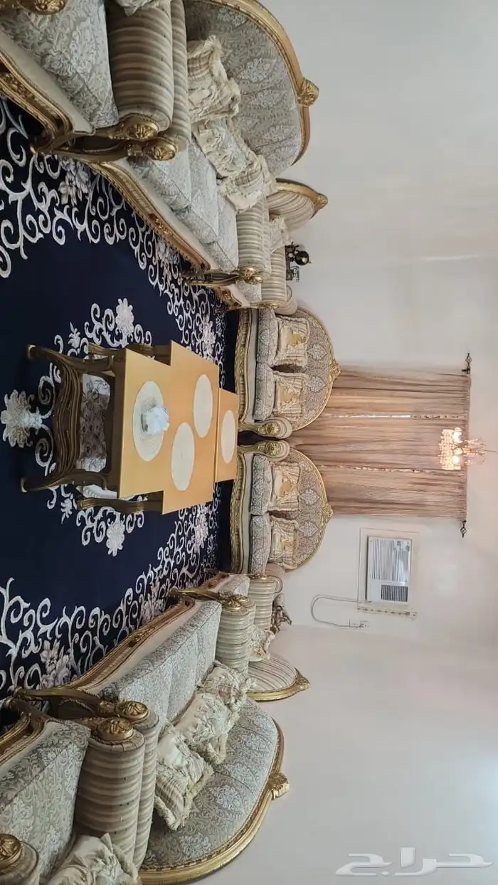 طقمين كنب نضيفه 0