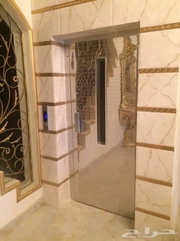 هرم المصاعد الايطاليه 33