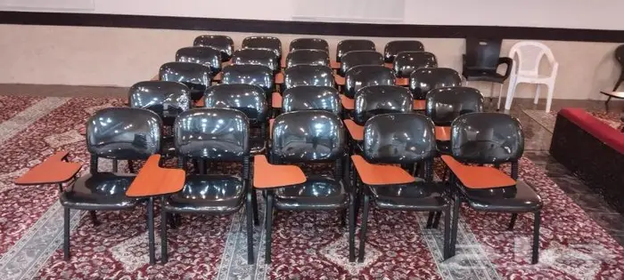 كراسي محاضرات واثاث جامعات 2