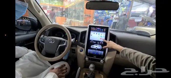 شاشه لاند كروزر من 2016 الا 2022 تسلا رودماستر 6