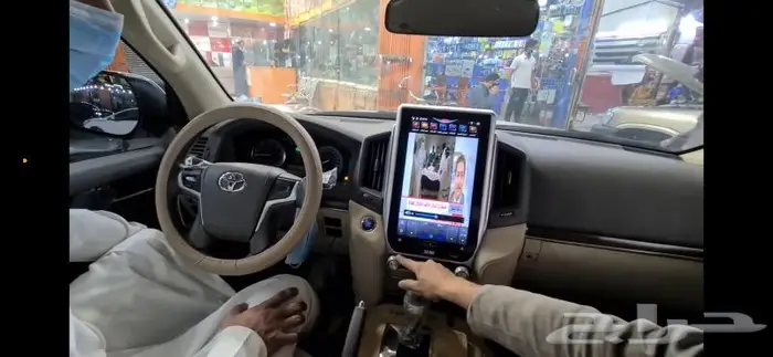 شاشه لاند كروزر من 2016 الا 2022 تسلا رودماستر 7