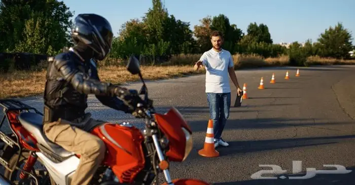 تدريب على قيادة الدراجات النارية 3