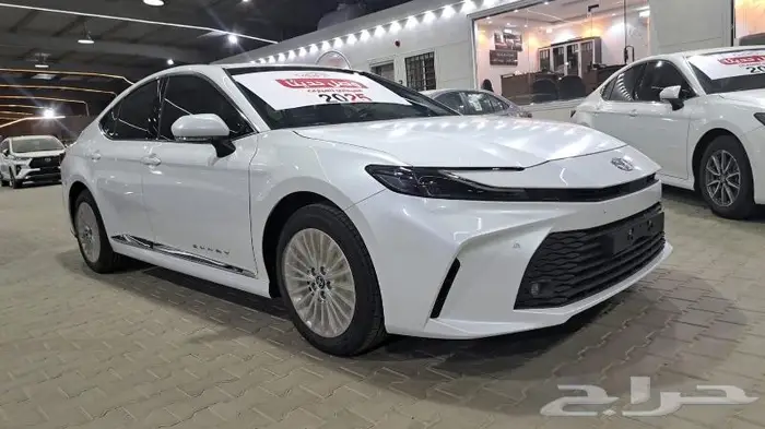 تويوتا كامري LE بنزين موديل 2025 سعودي 2