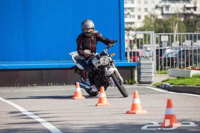 تدريب على قيادة الدراجات النارية 0