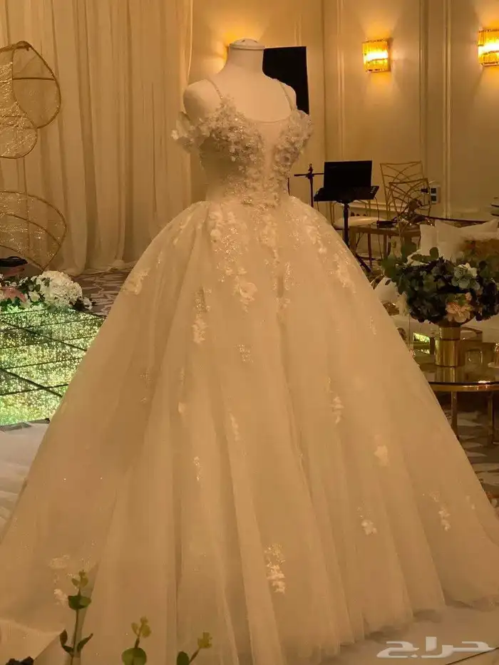 فستان زفاف مستعمل مره وحده لمده اربع ساعات من رهيد 0