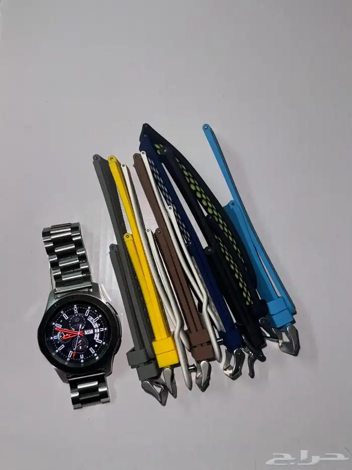 ساعة جلكسي ووتش شبه جديده 2