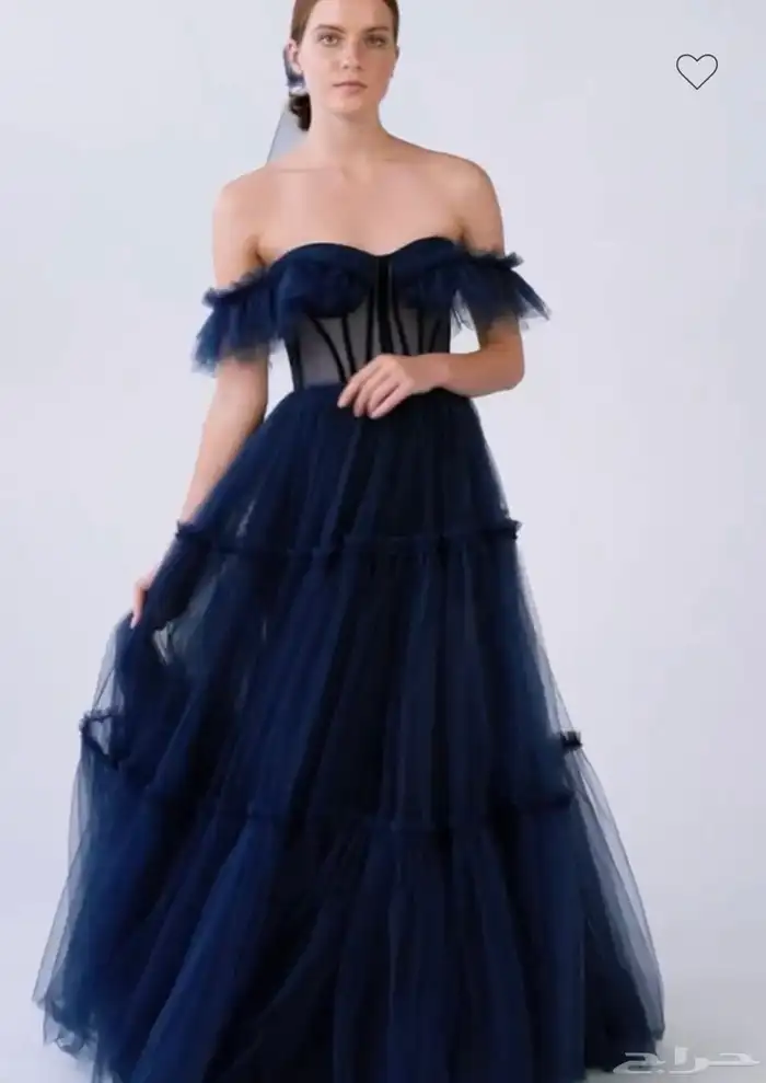 فستان   اللون البنك اللحمي 1