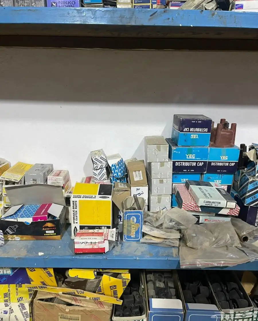 قطع غيار نيسان تويوتا موديلات قديمة 12