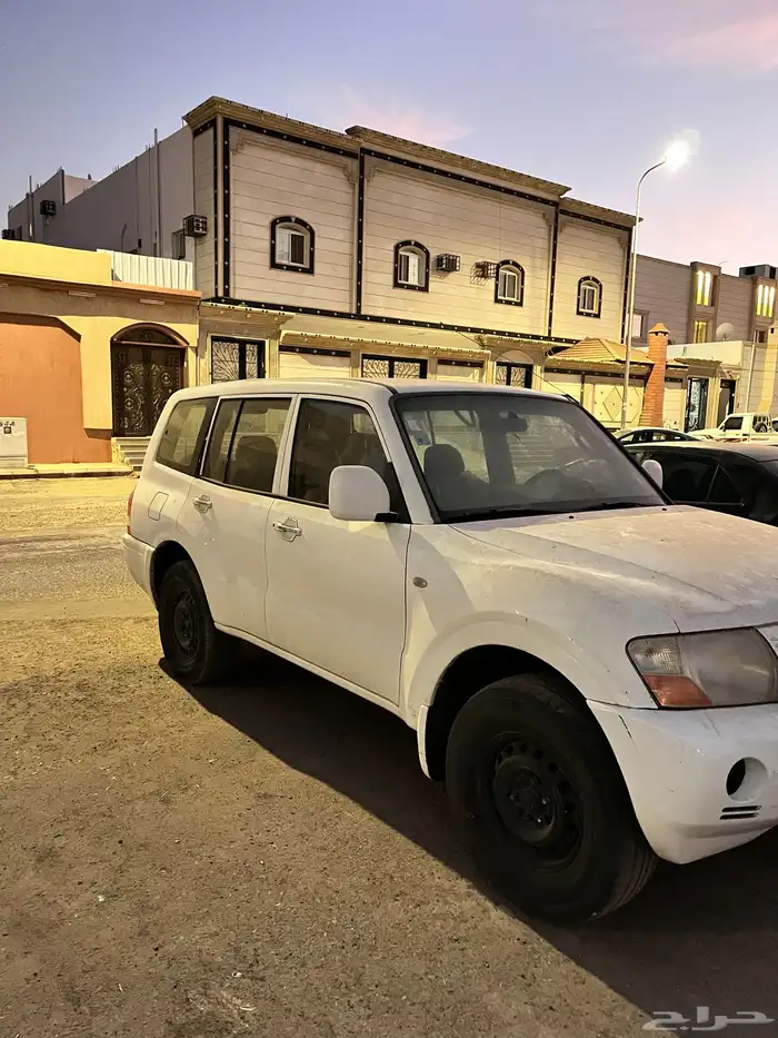 ميتسوبيشي باجيرو 1