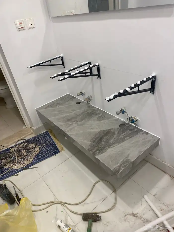 سباك بالدمام والخبر موجود سياره 13