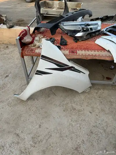 أغراض هايلوكس 2022 وكالة دبل 1