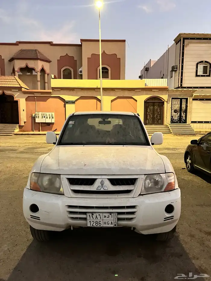 ميتسوبيشي باجيرو 3