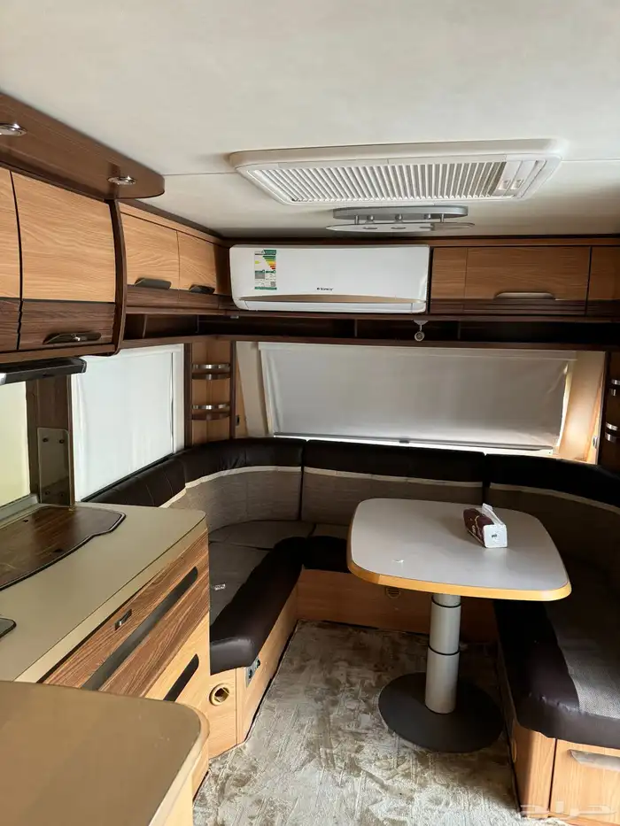 للإيجار تاجيركرفانات امريكية ودورات مياه متنقله 18