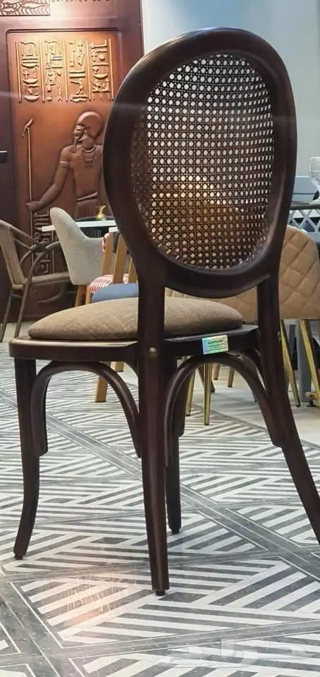 كراسي وطاولات 0